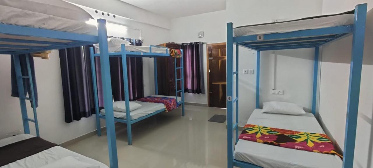 3R Residency Munnar Hostel Δωμάτιο φωτογραφία