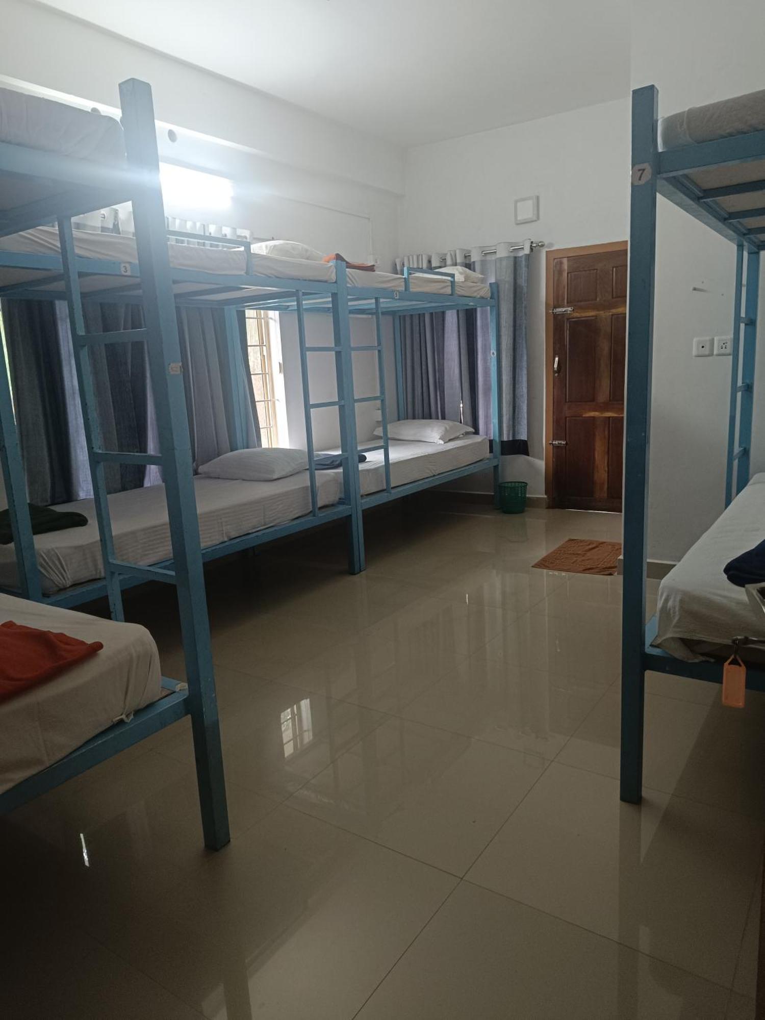 3R Residency Munnar Hostel Δωμάτιο φωτογραφία